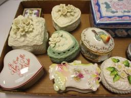 Tray of Lidded Trinket Boxes