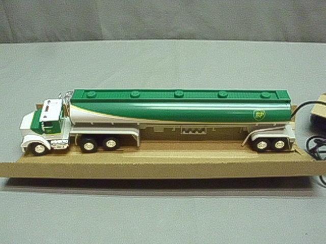 1992 NIB BP Remote Control Toy Tanker Truck