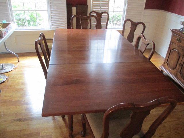 Gate Leg Drop Leaf Table with Six Chairs and Two Leaves