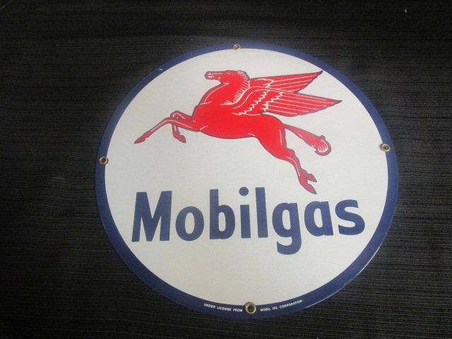 Mobilgas Porcelain Sign