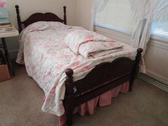 Pair of Twin Beds with Wood Rails