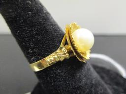 18k Gold Pearl Ring