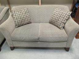 Craftmaster Furniture Love Seat