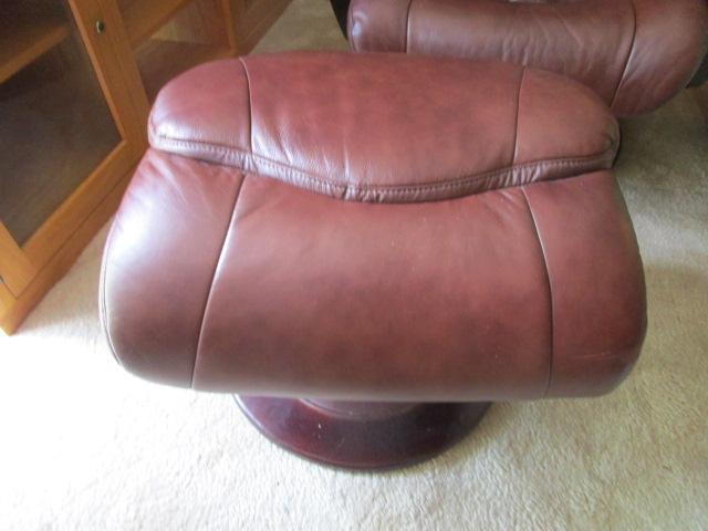 Lane Brown Leather Swiveling Recliner with Matching Swiveling Ottoman