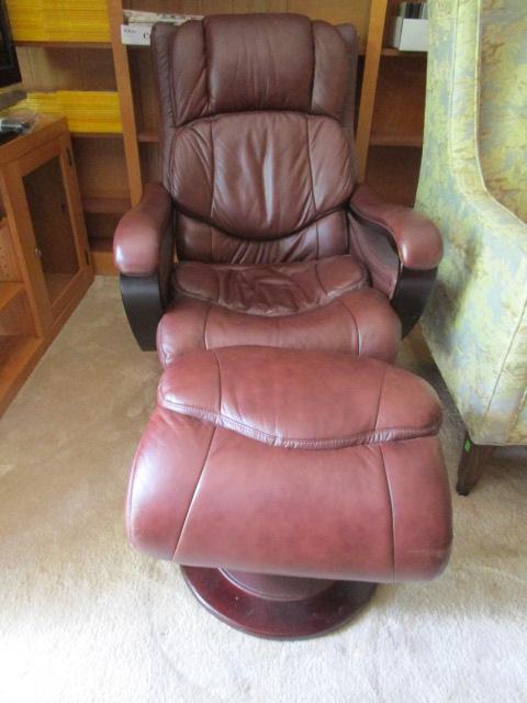 Lane Brown Leather Swiveling Recliner with Matching Swiveling Ottoman