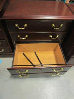 Lateral File Cabinet - 2 Drawers