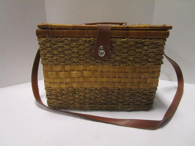 Woven Picnic Basket w/ leather straps