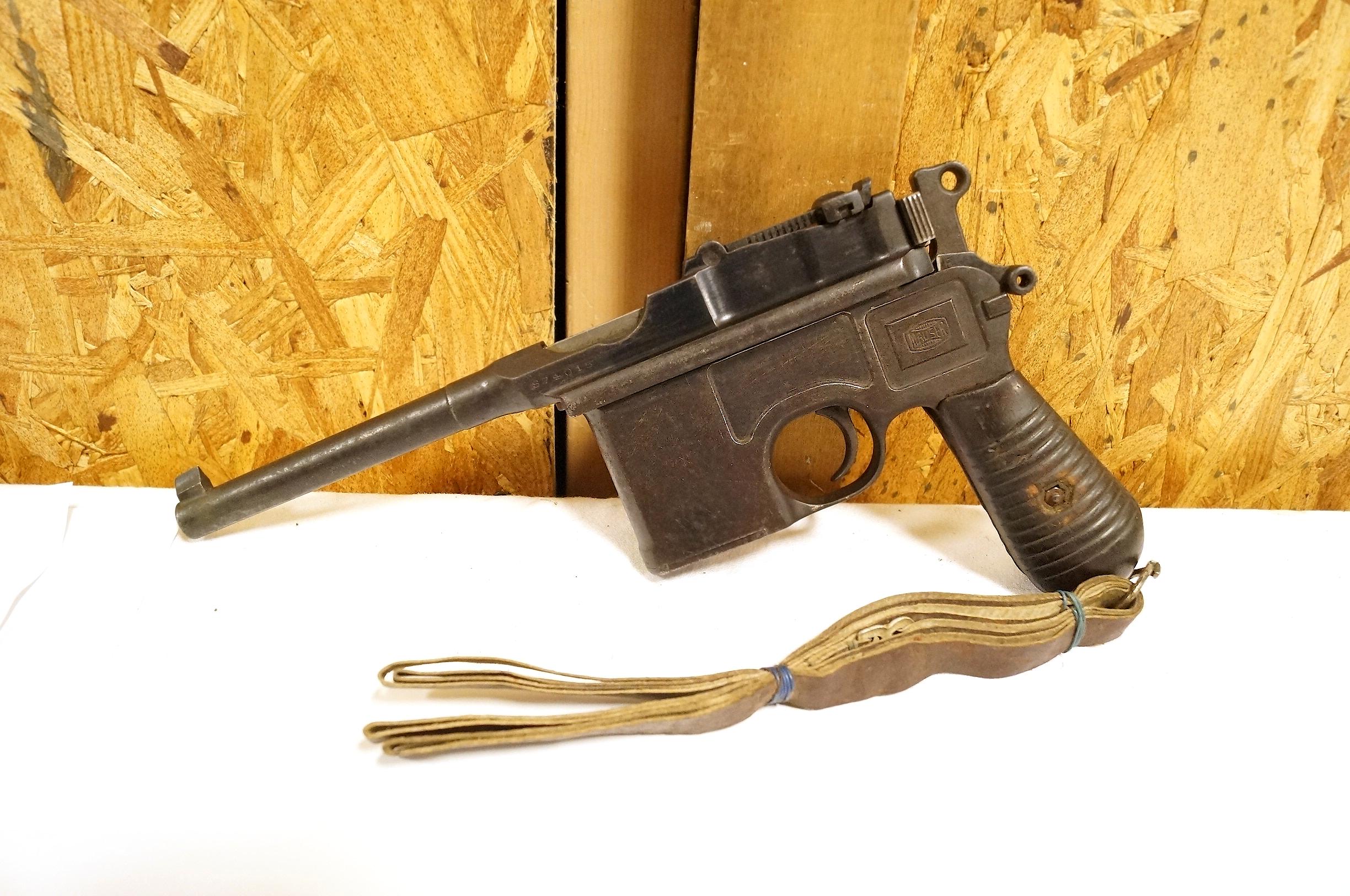 Mauser Model 1930 Commercial Broomhandle Pistol with Wood Case Stock