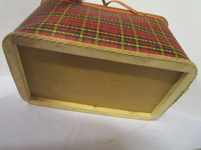 Vintage Redmon Picnic Basket