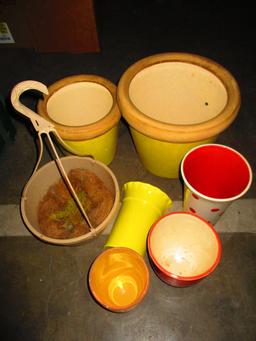 Six Ceramic Flower Pots and Plastic Hanging Basket