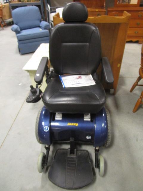 Jazzy Select 14 Series Motorized Chair