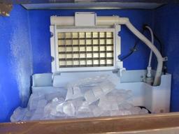 Commercial Water Flowing Cube Ice Maker