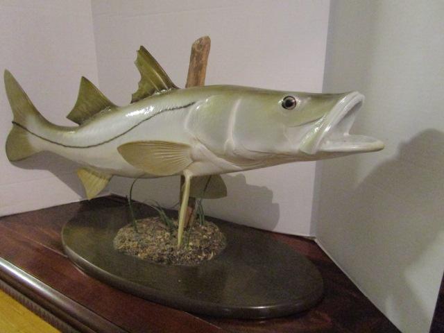 Full Body Tarpon Replica Fish Pedestal Mount with Wood Base