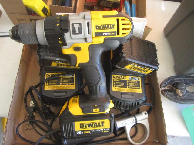 Dewalt DCD985 1/2" Cordless Drill