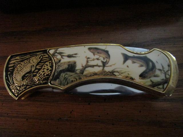 Franklin Mint Rainbow Trout Collector Knife in Case