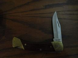 Schrade Uncle Henry LB7 Knife in Leather Sheath