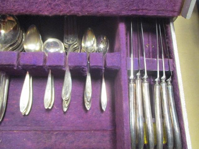 77 Pieces of Community Silverplated Flatware in Associated Silver Co.