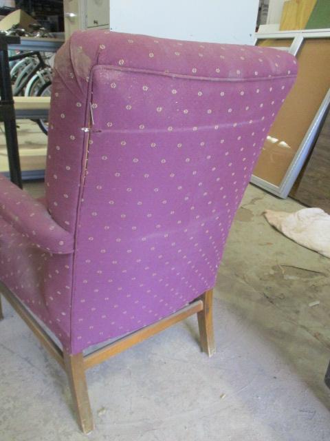 Single Upholstered Occasional Chair
