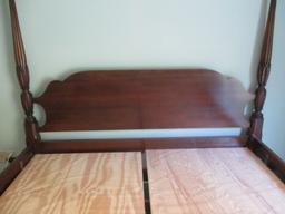 Statton "Oxford Antique" Four Poster King Size Bed with Wood Rails