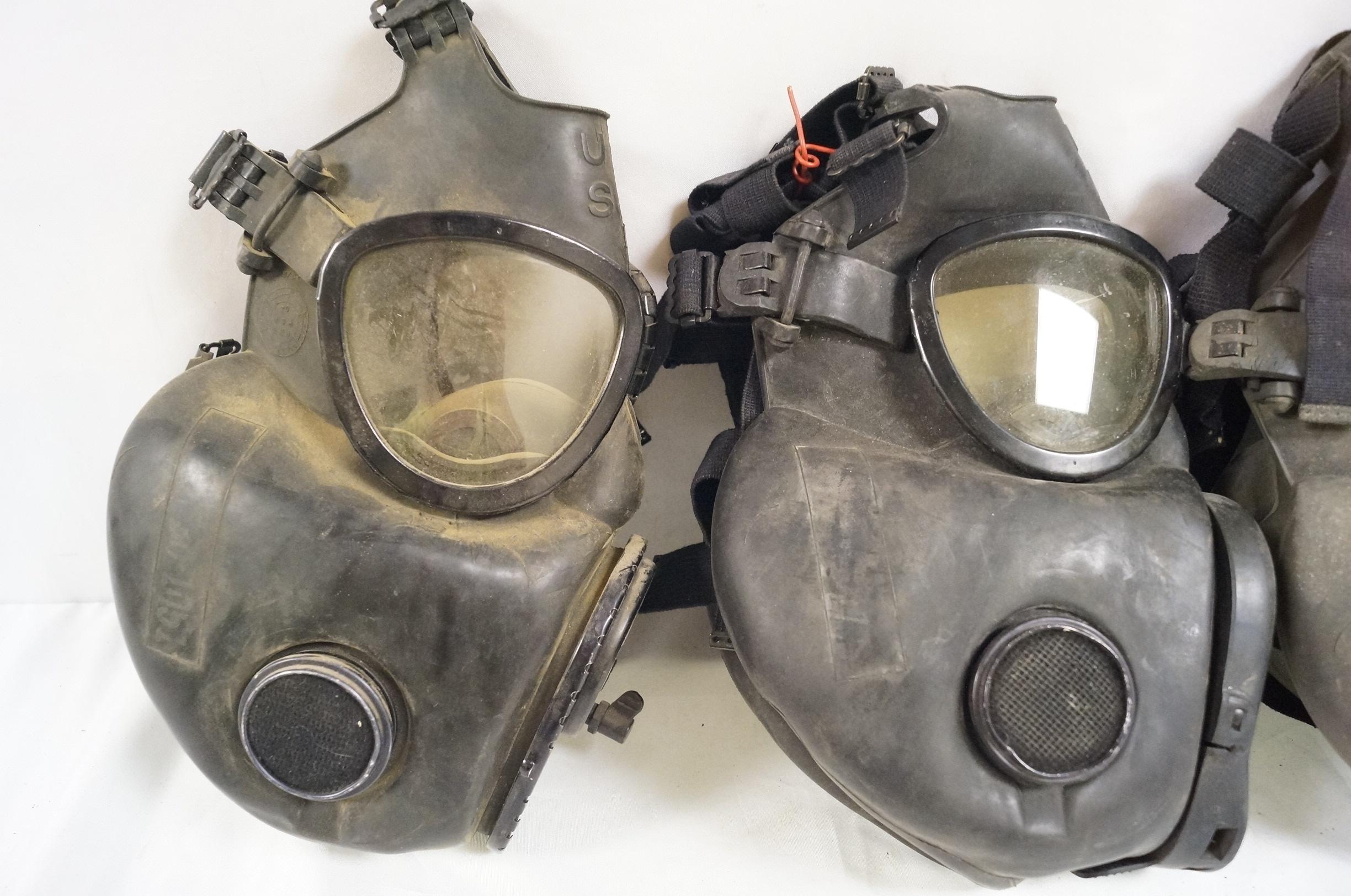 3 US M17 and 2 M17A1 & A2 Gas Masks