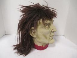 Latex Severed Male Head Halloween Party Decoration