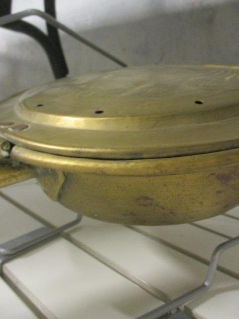 Antique Brass Bed Warmer with Wood Handle