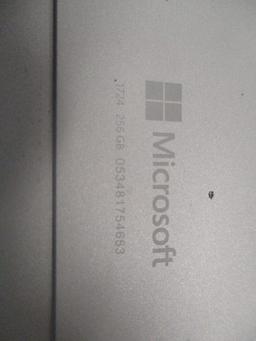 Microsoft 256GB Model 1724 Tablet