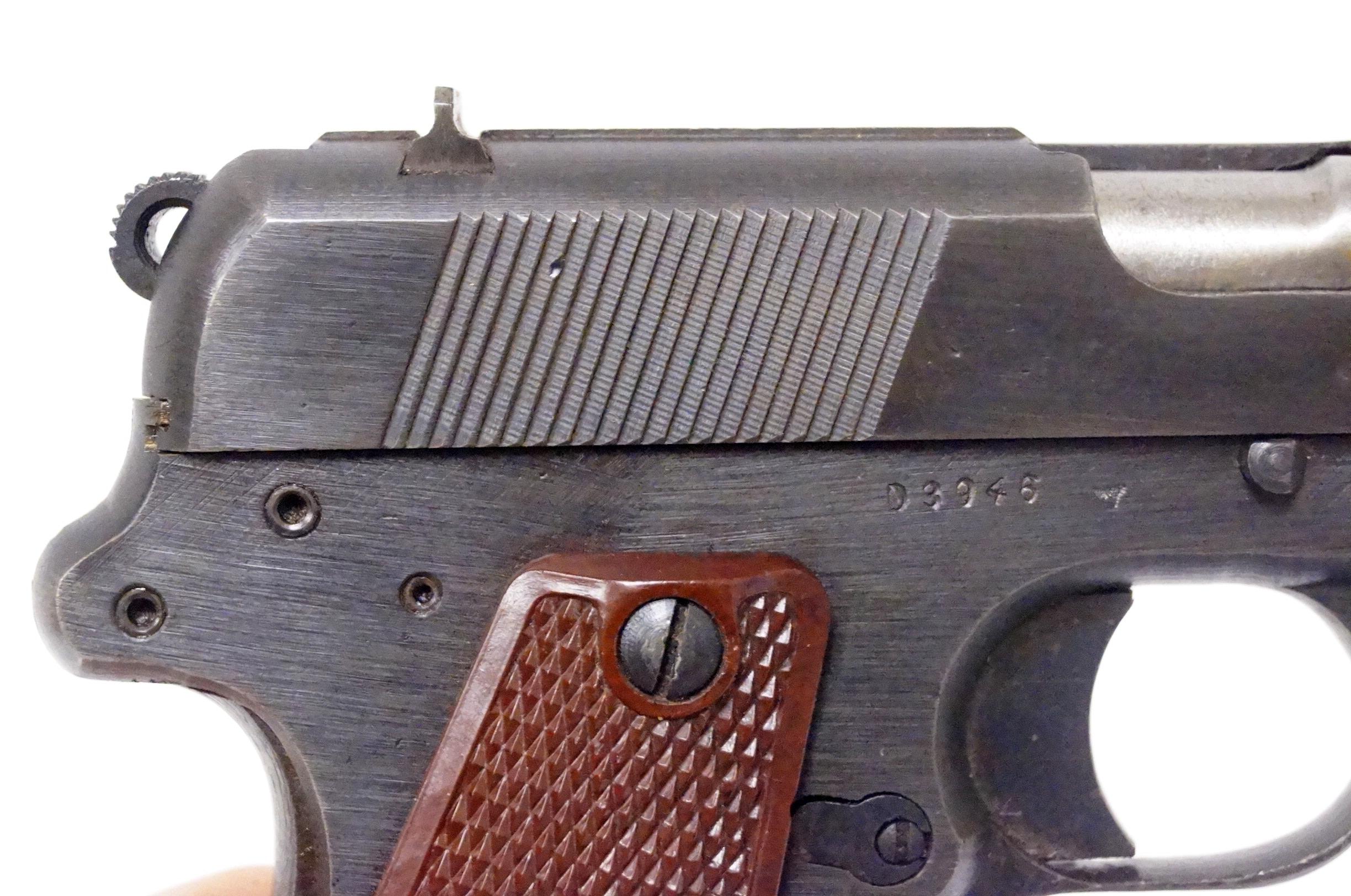 German Nazi VIS M1935 Radom P.35(p) 9mm Semi-Automatic Pistol