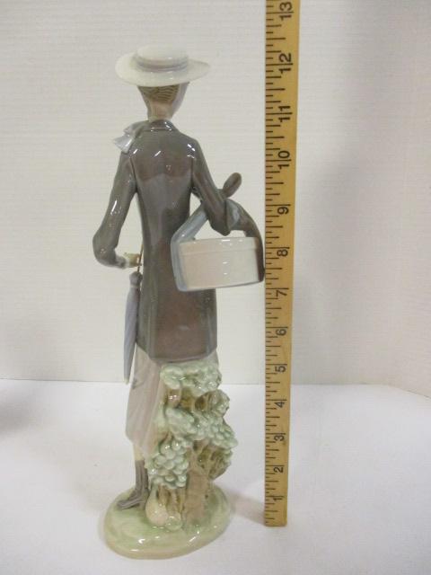 Rare! Retired Lladro Woman with New Hat #5345