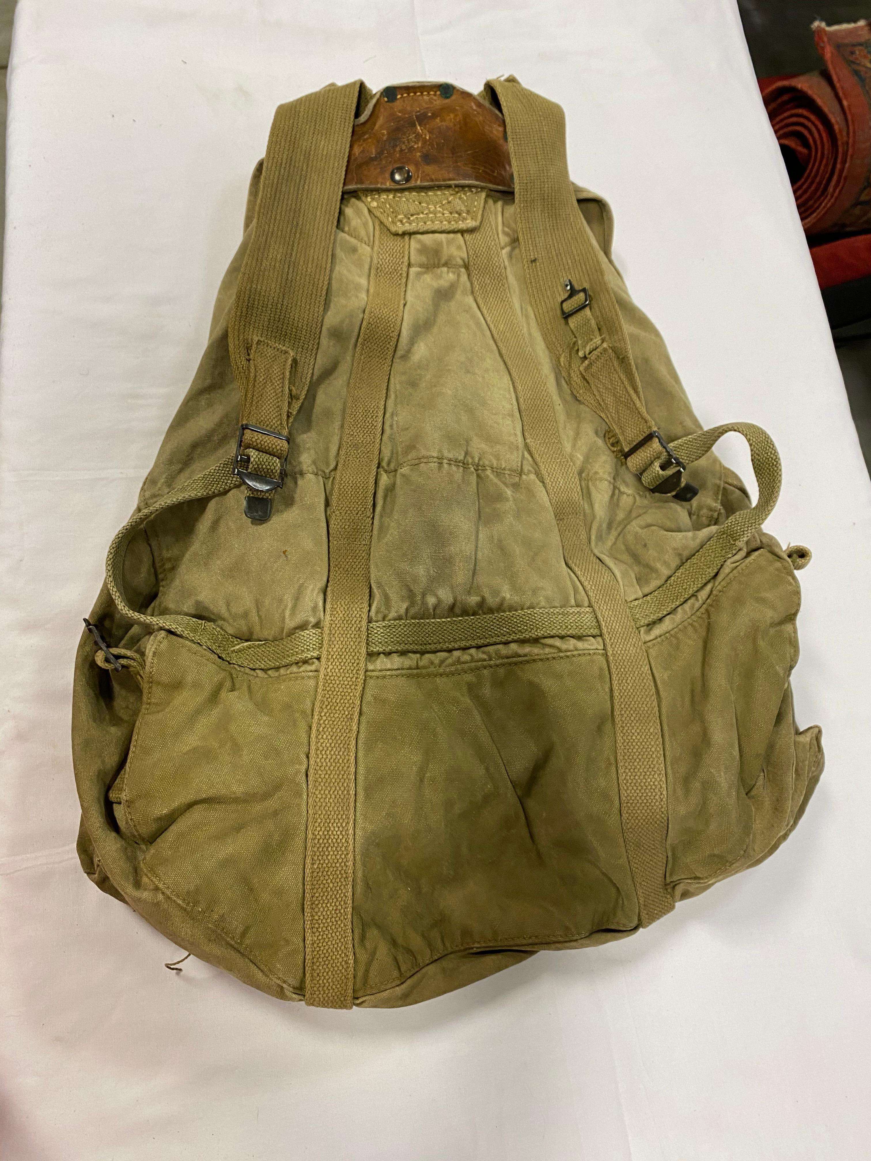 Original WWII US 1942 Backpack by Hinson Mfg.