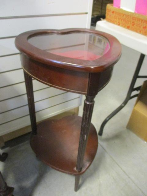 Heart-Shaped Glass-Top Display Table With Undershelf