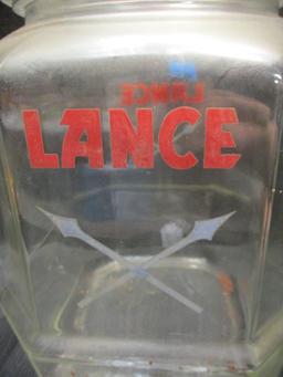 Lance Counter-Top Cookie Jar With Tom's Glass Lid