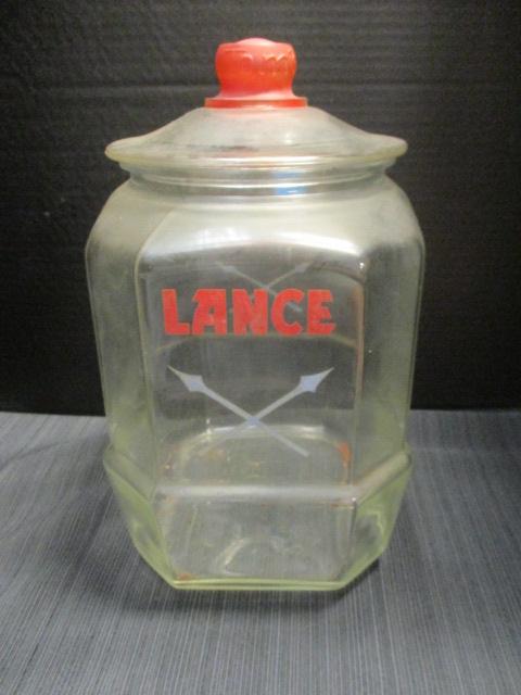 Lance Counter-Top Cookie Jar With Tom's Glass Lid