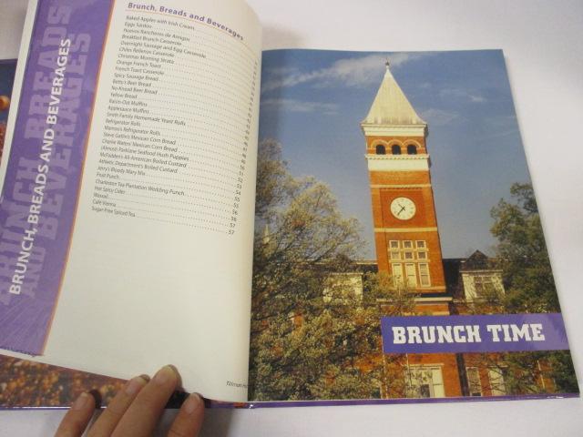 1998 "Pawsitively Clemson Tastes of the Tigers" Cookbook