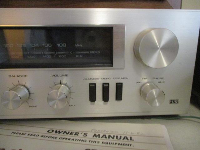 Realistic STA-430 AM/FM Stereo Receiver and Speaker