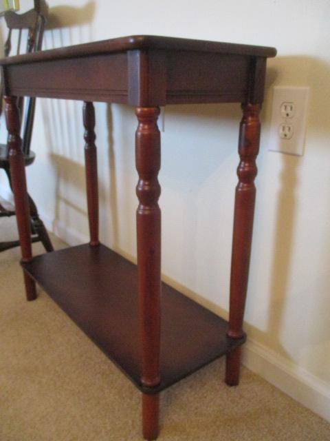 Wood Console Table with Undershelf