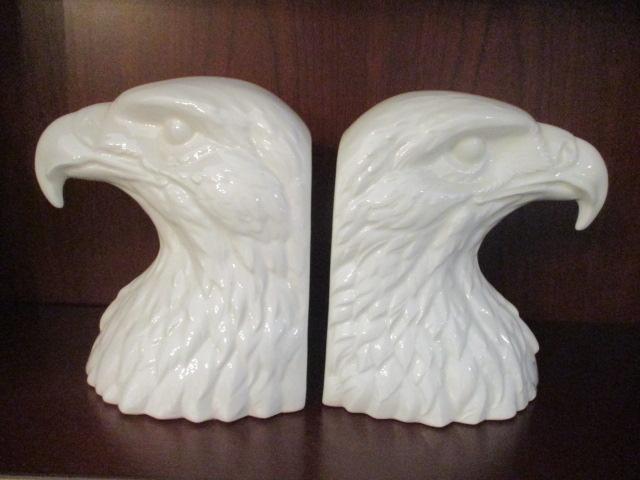 Pair of 1984 Daisa Porcelain Eagle Head Bookends