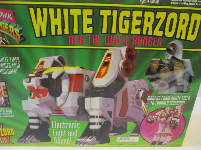 Ban Dai Mighty Morphin Power Rangers White Tigerzord