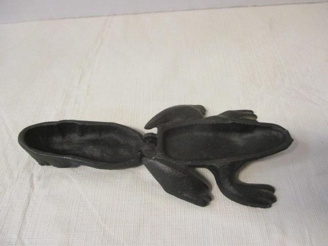 Wilton Iron Frog Trinket Dish With Hand Painted Detailing