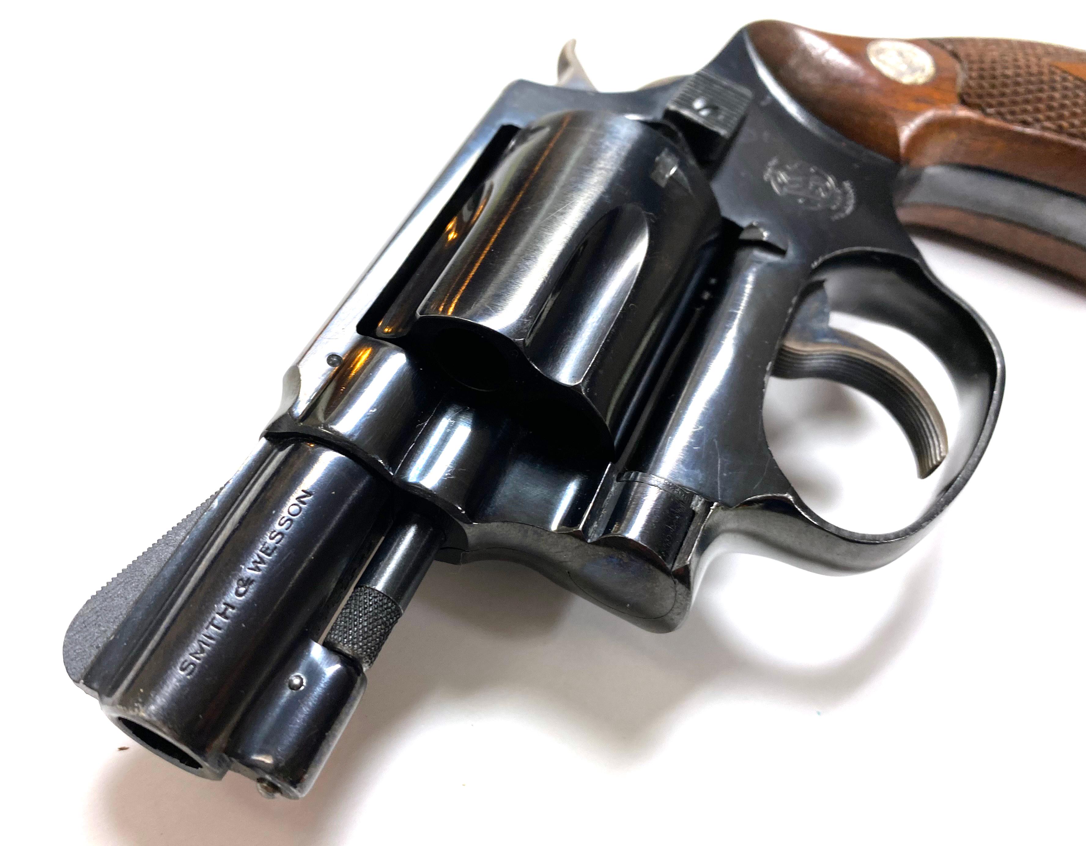 LNIB 1955 Smith & Wesson .38 Chiefs Special 2” Blue Revolver w/ Early Flat Latch & Diamond Grips