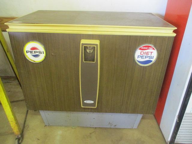 Vintage The Cornelius Co. Model 18-8855 Pepsi Chest Cooler