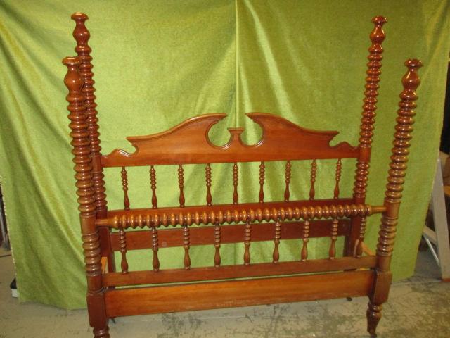 Very Nice Cherry Poster Bed w/ Rails - Brackets Not Included