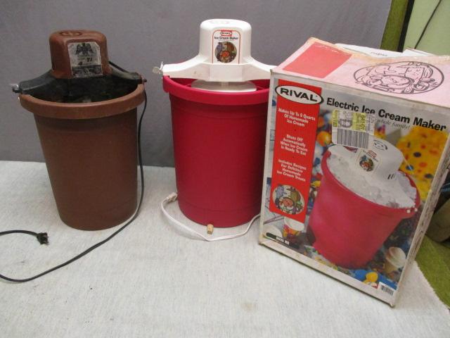 2 Electric Ice Cream Churns - 1 Lid is Missing