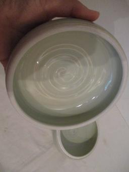 Chinese Pottery Covered Round Dish