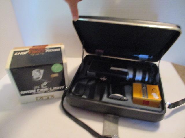 Canon 518 SV Super 8 Video Camera in Case and Bromine Lamp