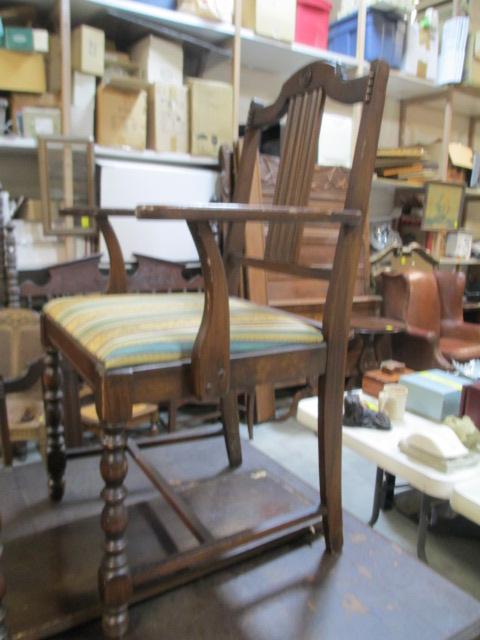 Vintage Dining Table And 6 Chairs