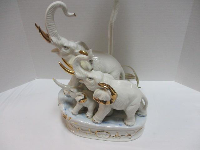 Blue and White Porcelain Elephant Desk Lamp