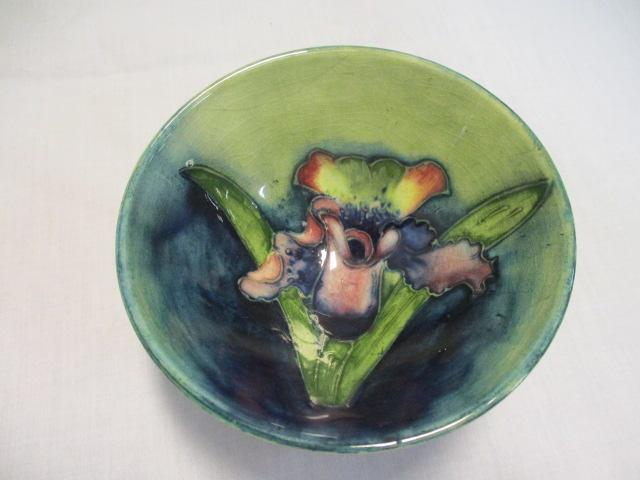 Vintage Small Majolica Vase and Moorcroft England Porcelain Finger Bowl