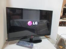 LG 22" Flat Screen TV with Remote