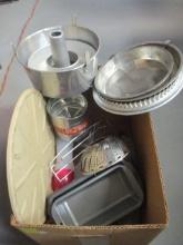 Aluminum and Plastic Cookware, Baking Pans, and Pizza Stone